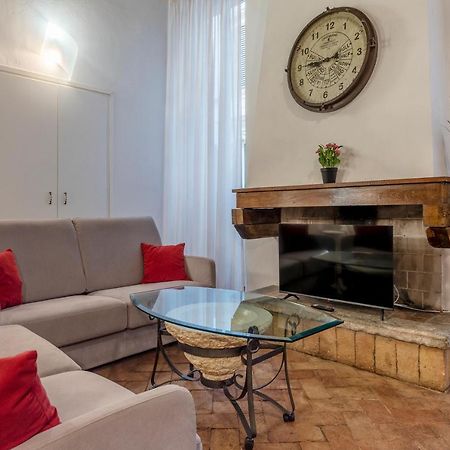 Foro Romano Stylish And Central Apartment Ngoại thất bức ảnh