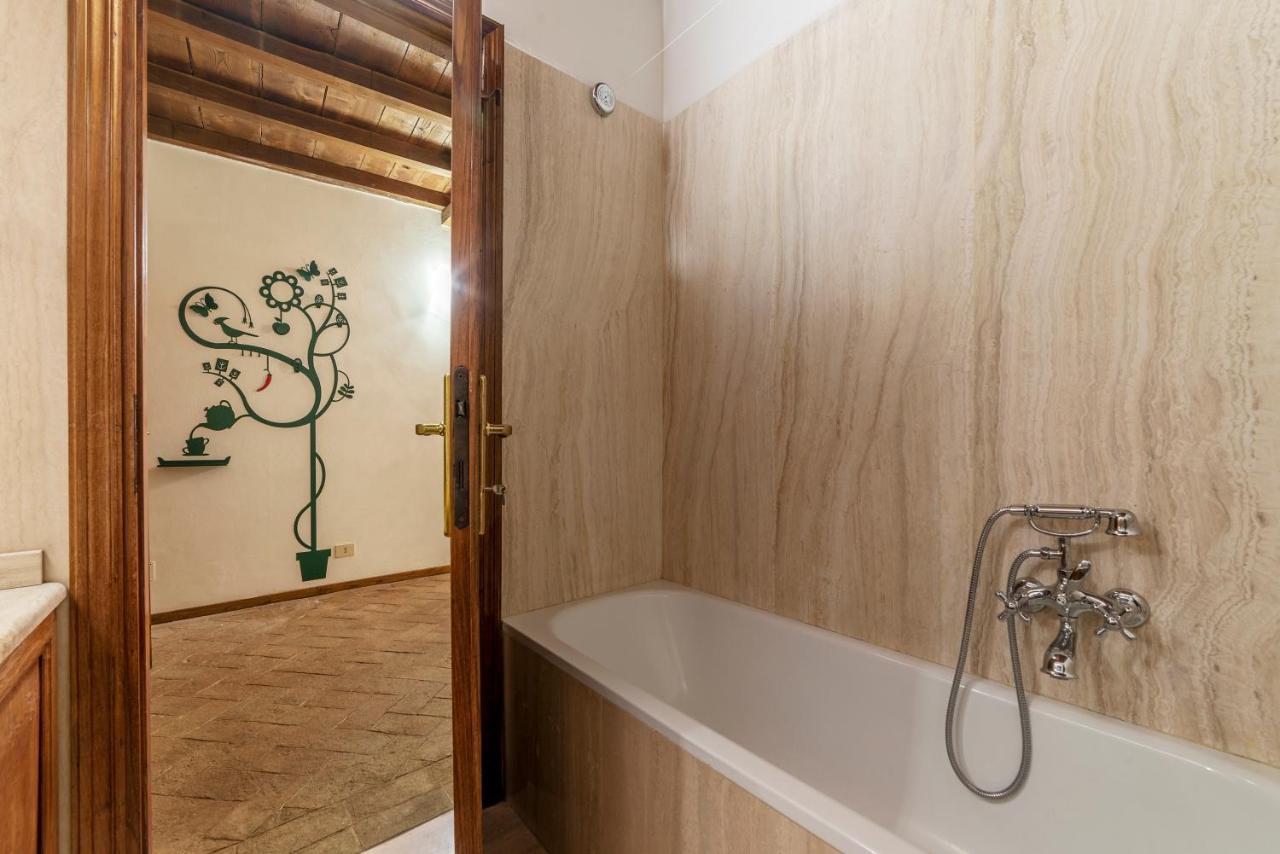Foro Romano Stylish And Central Apartment Ngoại thất bức ảnh